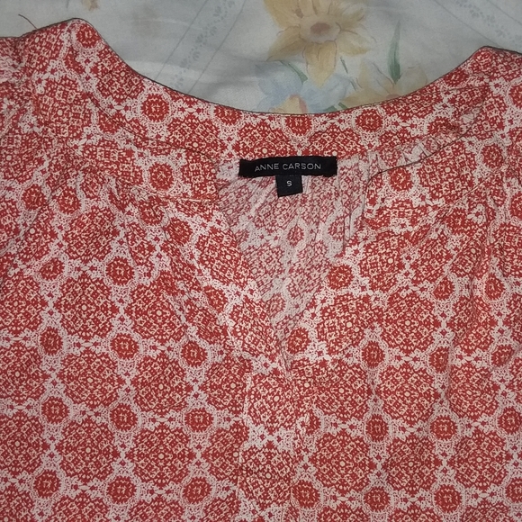 Anne Carson Red Pattern Blouse - Picture 11 of 13